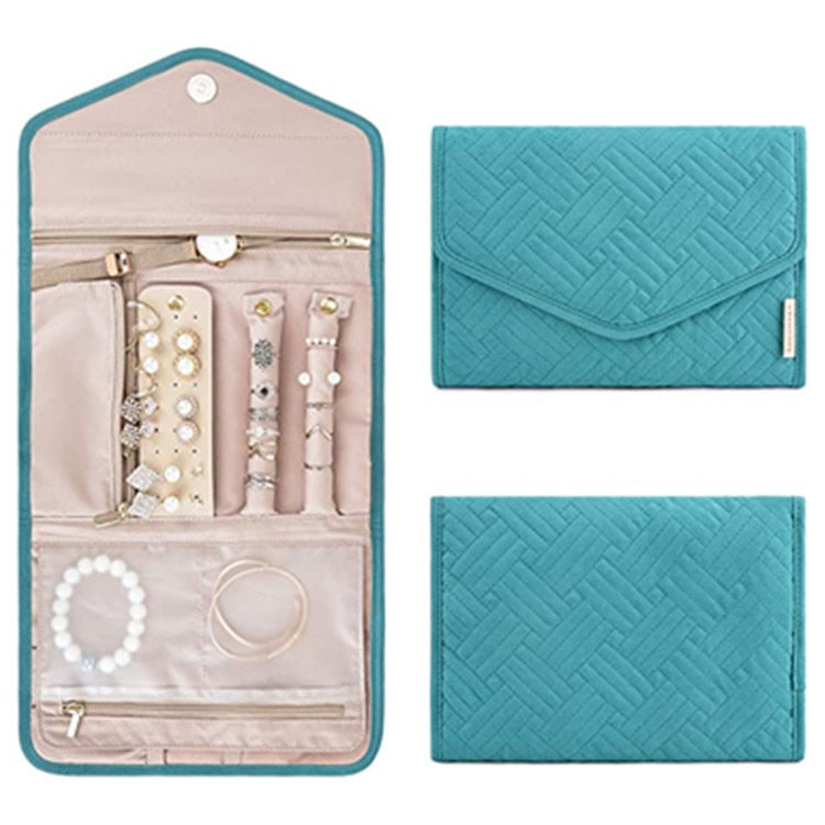 Travel Chic Jewelry Roll